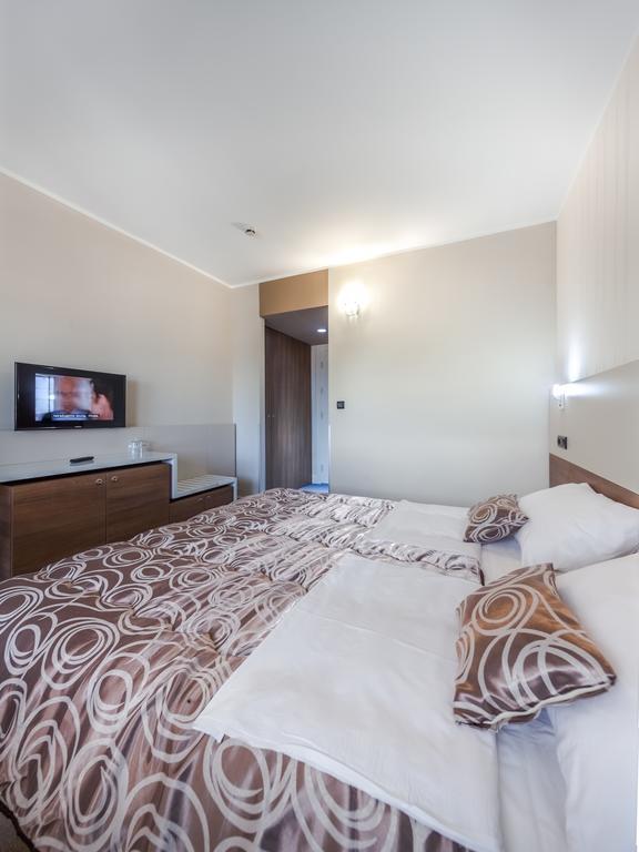 Hotel Macola Korenica Phòng bức ảnh